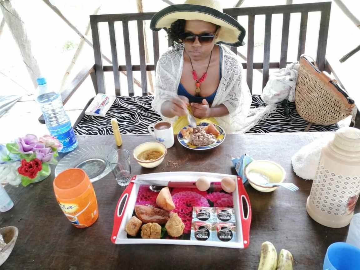 Mida Creek Nature Camp Watamu Buitenkant foto